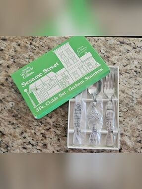 Gorham Sesame Street Child's Stainless Flatware Set - Green Box, Silver Utensils